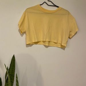 T-Shirt Crop Top